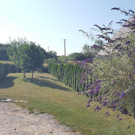 1 Chambre Privative Avec Bureau Et Cuisine Dans Maison 105 M2 Montfaucon Montfaucon (Franche-Comte) Exterior foto