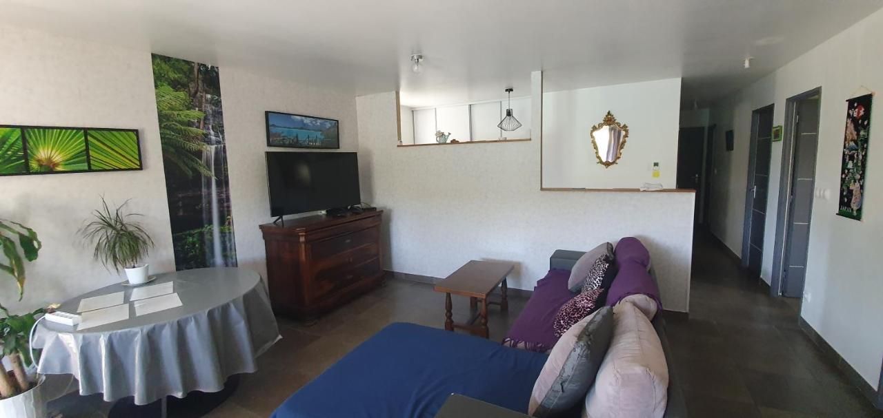 1 Chambre Privative Avec Bureau Et Cuisine Dans Maison 105 M2 Montfaucon Montfaucon (Franche-Comte) Exterior foto